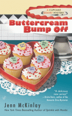 Buttercream bump off : a cupcake mystery